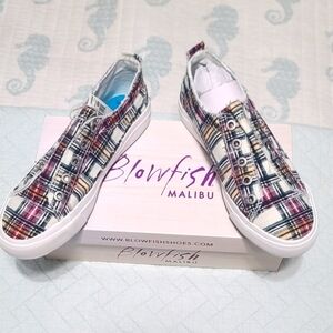 Blowfish Malibu Cream Ivy League Plaid Sneakers,  Size 8.5, NIB